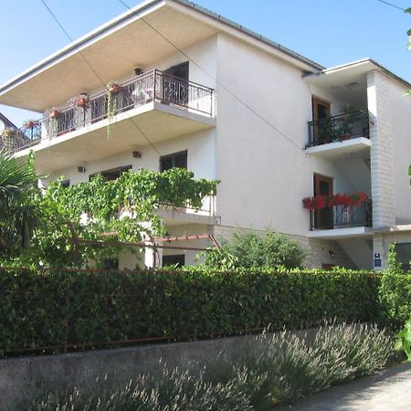Apartment Vucko 6 Pax Crikvenica Exterior foto